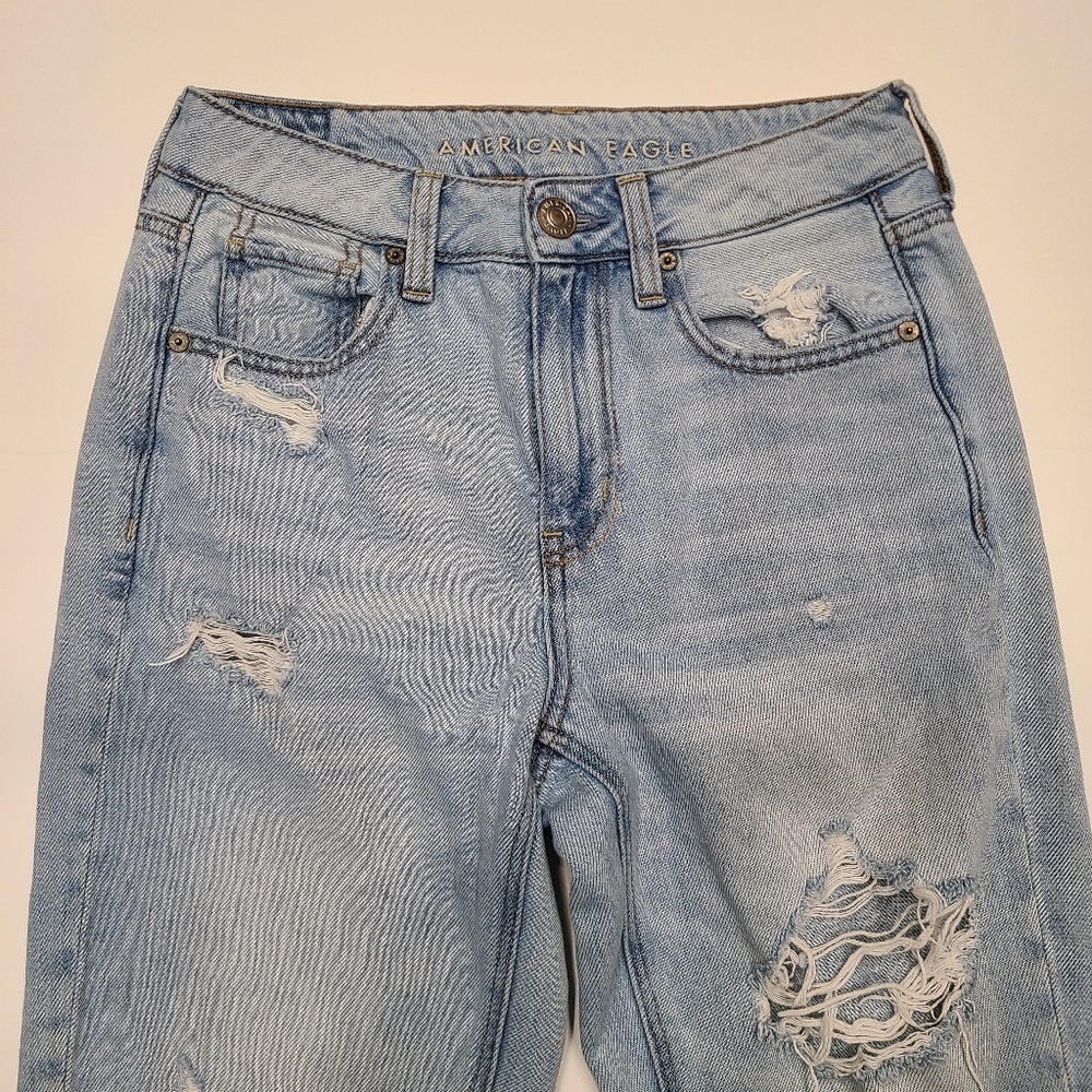 American Eagle Hi-Rise Tomgirl Distressed Light Wash Straight Leg Jeans 2 - Picture 3 of 16